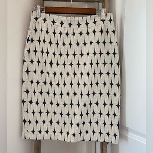 NWOT - Renee C. - High Waisted Pencil Skirt - Size Large